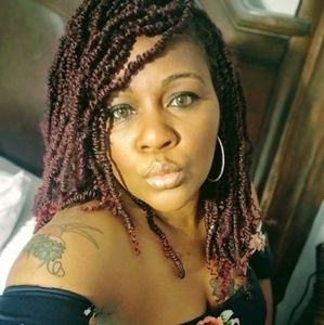 Meet your Posher, Rishena